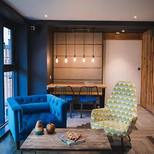 Bright And Ensuite Bedrooms At Mcdonald Road In Édimbourg