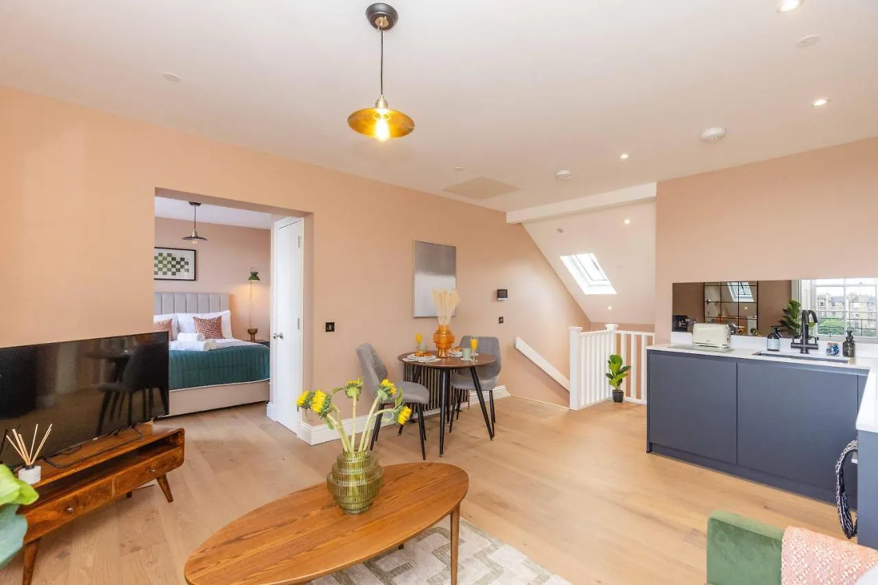 Dragon Suites Luxury Serviced Apartments At Walker Street Edinburgh