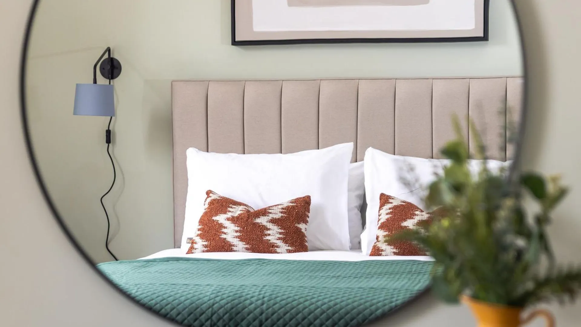 Dragon Suites Luxury Serviced Apartments At Walker Street Edinburgh