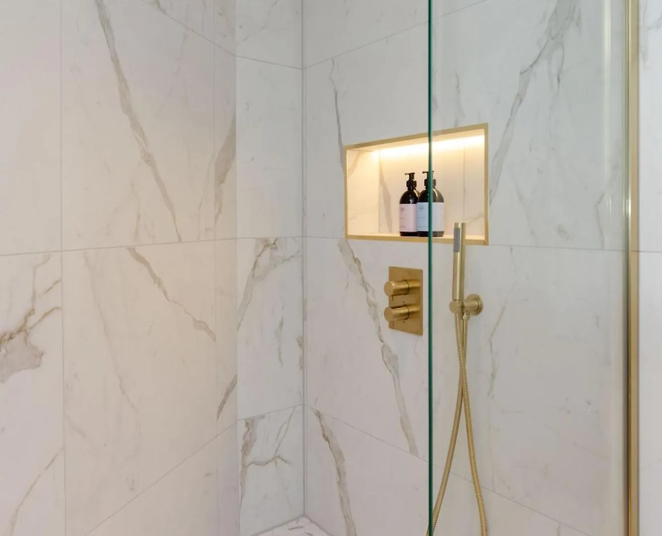 Dragon Suites Luxury Serviced Apartments At Walker Street Edinburgh